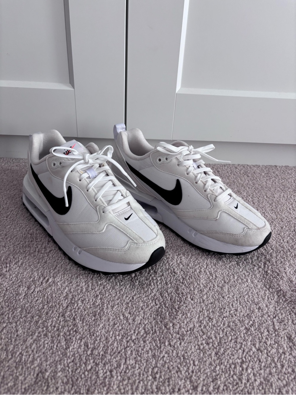 Nike Women's Air Max Dawn